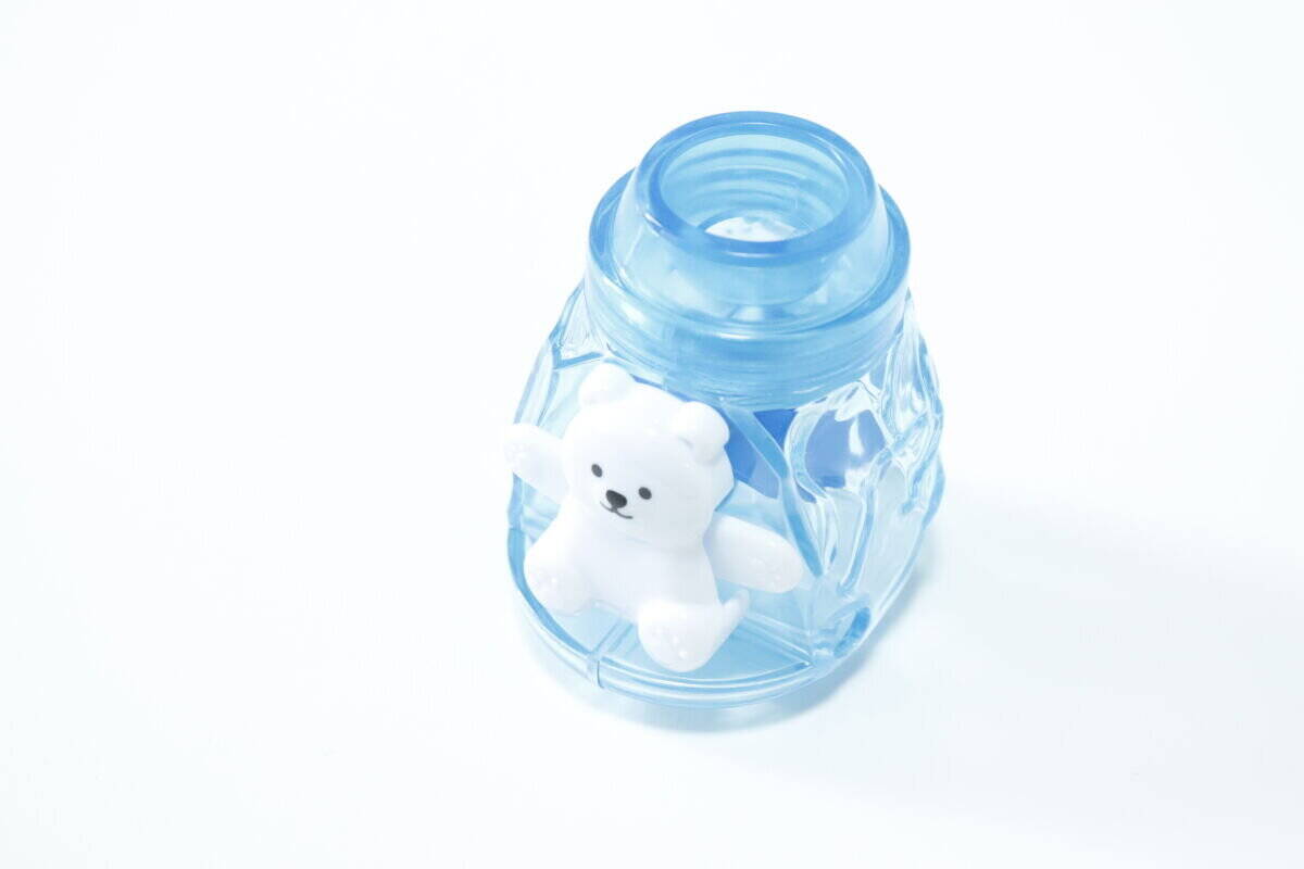100均で見つけた珍グッズ「水を流すたびフフッ…ってなる」「ノリが良すぎて困惑」