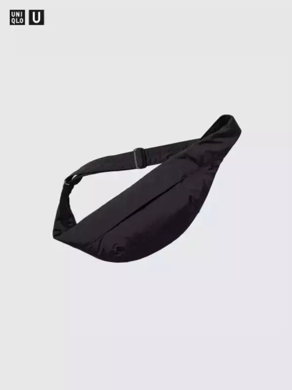 ユニクロの黒バッグがレベル高すぎる！本当はヒミツにしたい…即買い推奨「高見えアイテム」5選