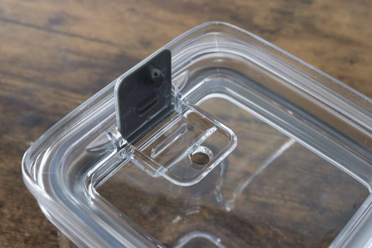 100均で200円！「調味料や粉モノの収納に困ってる人に教えたい…」優秀な保存容器