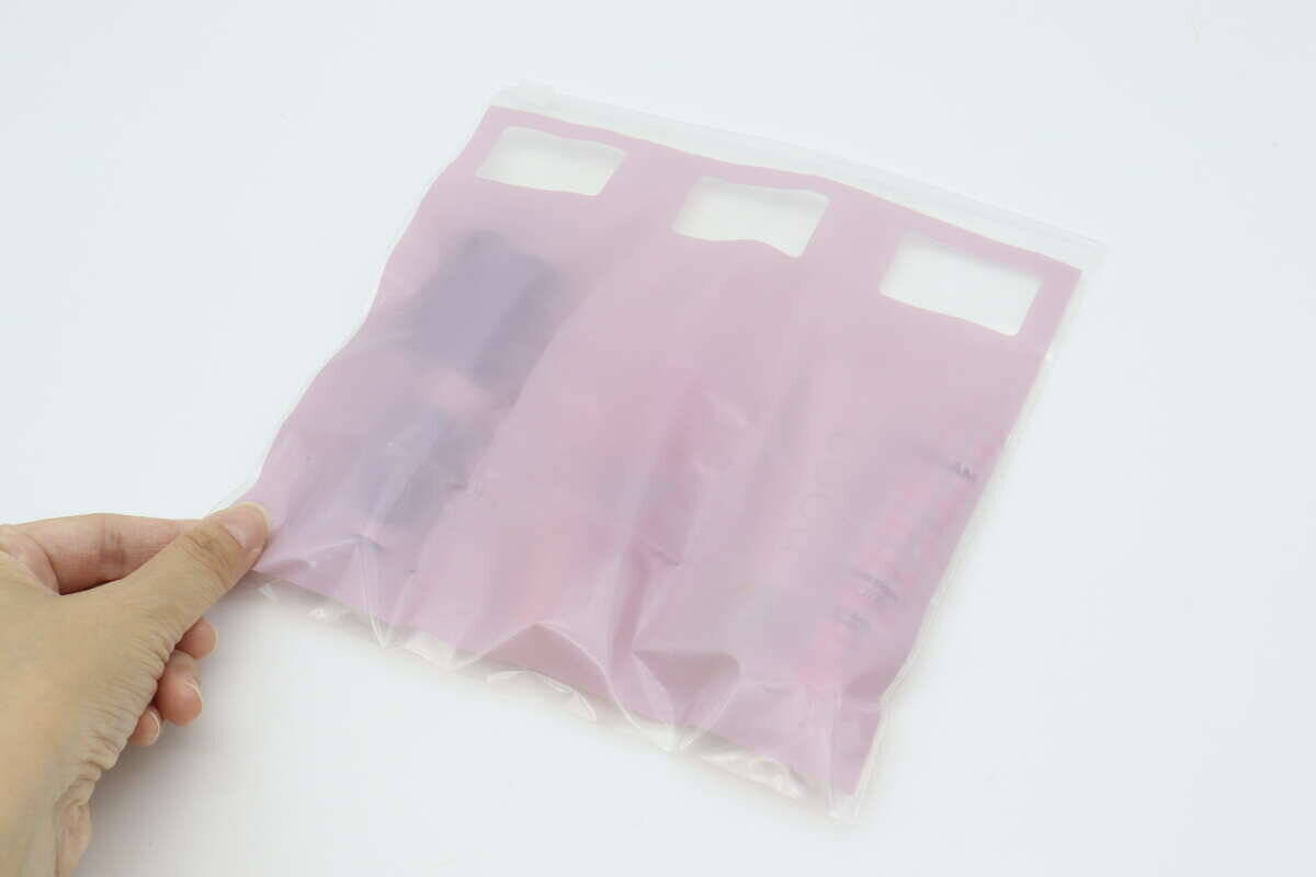 頼む…ずっと売ってくれ～！「中で分けられるって斬新！」欲しい物を即取り出せる100均袋