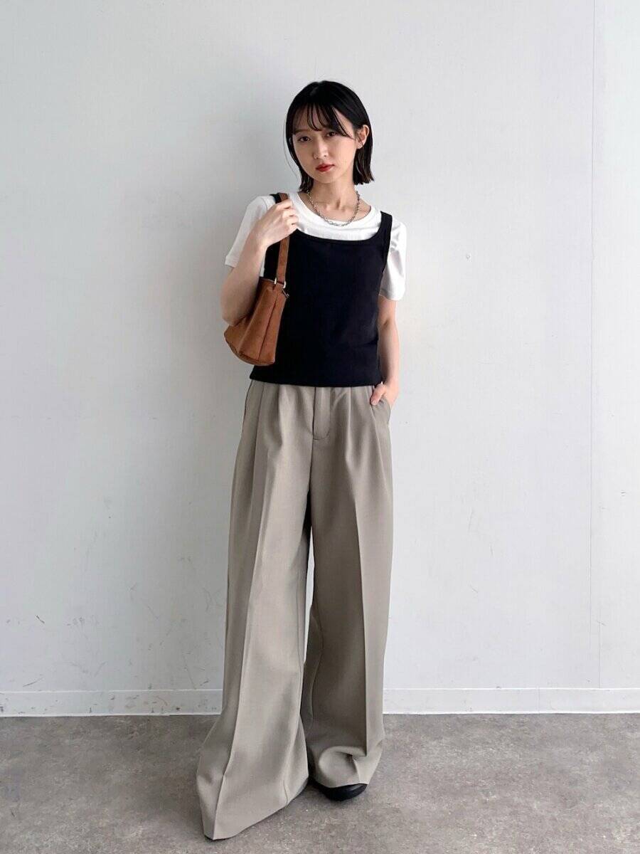 夏の定番「白T」大人女子はこう着るのが正解♡手抜きに見えない！おしゃれな人の着こなし大公開