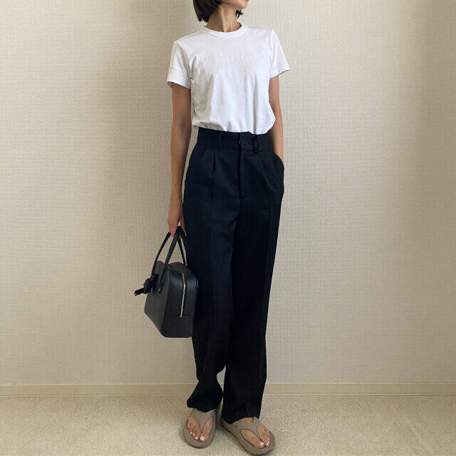 流行ってるのに…野暮ったく見えるのはなぜ？！バズりサンダルの手抜きNG＆垢抜けOKコーデ