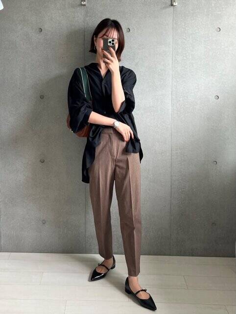 ユニクロでとりあえず買って！秋はこれさえ持ってれば困らない♡着回し自在な頼れるセットアップ