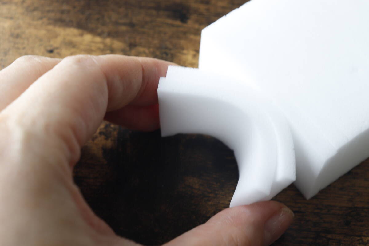 アイデアに感動！むしろ全商品くっつけて欲しい！取り出しやすさが段違いな100均スポンジ