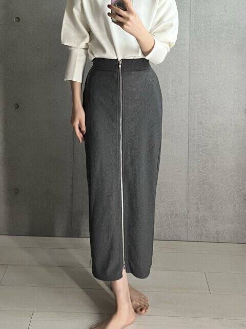 GUで一目惚れしてイロチ買い！はくだけでスタイルアップ♡色っぽタイトスカートコーデ