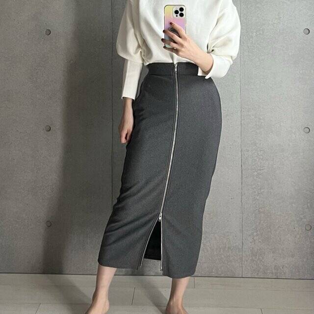 GUで一目惚れしてイロチ買い！はくだけでスタイルアップ♡色っぽタイトスカートコーデ