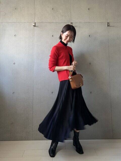 大変…ユニクロのバズりニットが千円も値下げされてる♡今が買い時高評価ニット