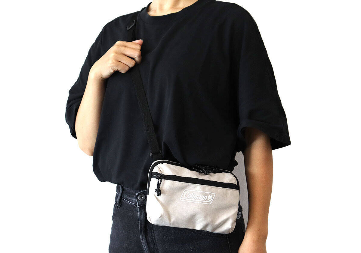 smart6月号の付録バッグ使い勝手が神すぎ！欲しい機能全部入り！コールマンミニショルダー