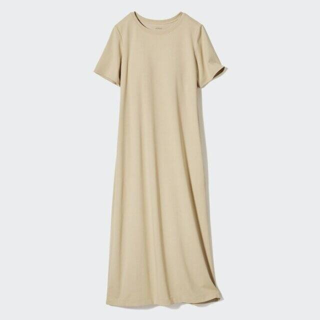 ユニクロの新作ワンピが大人コーデの1軍入り間違いなし！美シルエットなのに超ラクチン♡