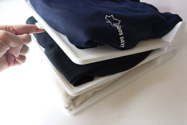 ダイソーからまたバズりそうな商品出た！取り出すとぐちゃぐちゃ…収納の悩みを解決するトレー