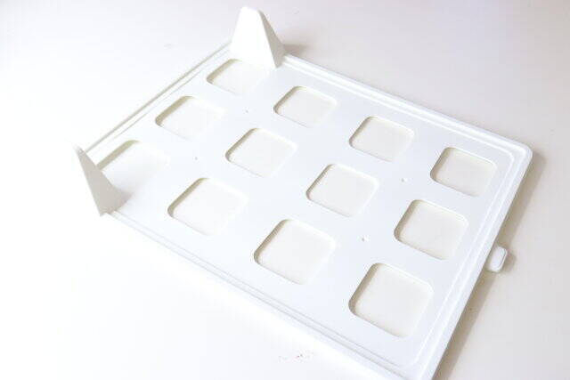 ダイソーからまたバズりそうな商品出た！取り出すとぐちゃぐちゃ…収納の悩みを解決するトレー