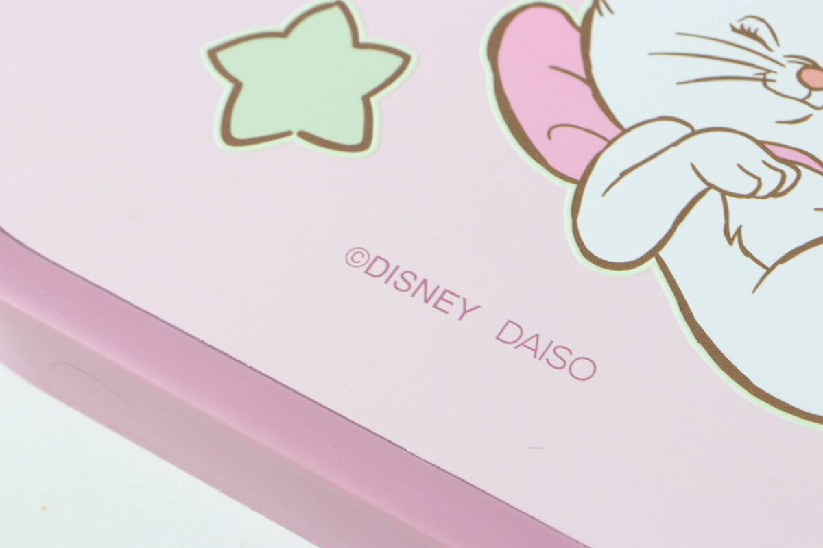 100均がストア化してる…！こんな可愛くて高機能なのに700円！？コスパがバグってるグッズ