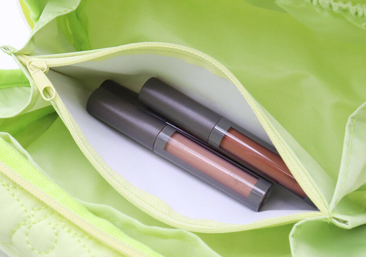 可愛いだけじゃない！「あつ森」付録の大容量ポーチがガバッと開いて使いやすさもパーフェクト♡