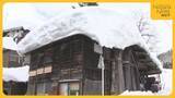 「空き家・アーケード…雪の重みで“建物倒壊”相次ぐ　住民・業者は除雪作業に疲弊「もうヘトヘト」」の画像1