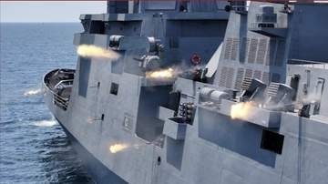 「17世紀の海賊船スタイル」北朝鮮最新の戦略兵器搭載駆逐艦　側面に大砲を並べたような強力な機関銃がズラリ