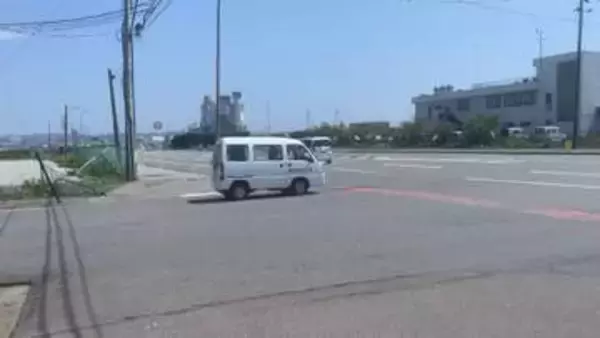 車と衝突しバイク運転の18歳男子高校生死亡　71歳男性が会社敷地内から道路に出てぶつかったか　福島・いわき市