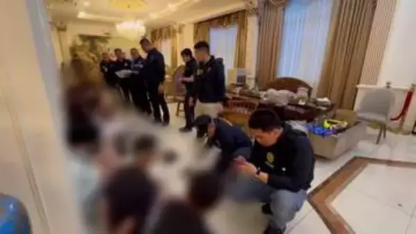 バンコクの“豪邸”に特殊詐欺拠点　日本人4人含む14人拘束　日本の警察官装い電話か　当局は“指示役”の中国人追う