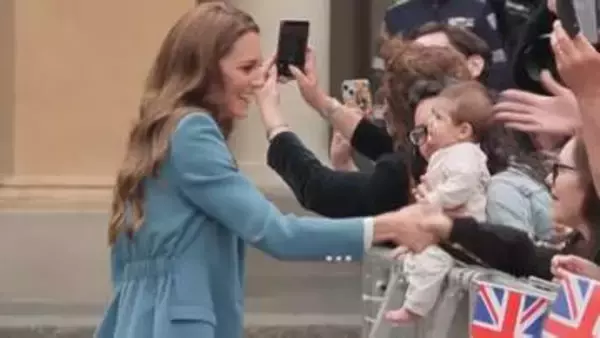 英王室キャサリン皇太子妃　がん治療後初の公式外遊でイタリアへ　市民が大歓声で出迎え