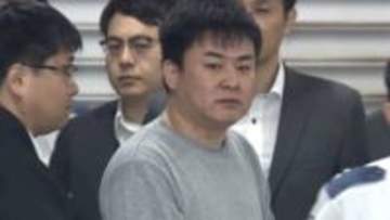 偽造「昭和天皇在位60年」銀貨250枚を中国から密輸容疑　中国籍の男を再逮捕　7都県で計1000枚超を両替か