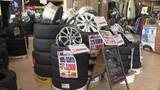 「【まだ早い？冬タイヤ】今が買い時！中古スタッドレス_この時期は質の良いタイヤが豊富_残り溝9割でも価格は半額！新品一斉値上げで注目集まる」の画像1