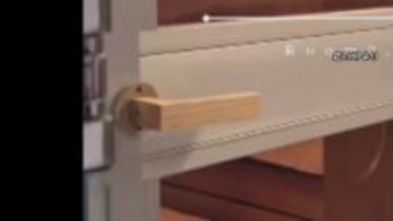 赤坂個室サウナ夫婦死亡火災　過去に別室の似た作りのドアノブを不具合で修理　警視庁が業務上過失致死の疑いもあるとみて捜査