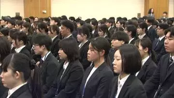国家公務員採用で女性の割合が過去最高に　2年連続4割超　総合職採用でも4割に迫る