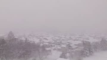 最強・最長寒波で彦根と金沢に「顕著な大雪」情報　 6時間で20～25センチの積雪　新潟も記録的な大雪… 25日までピーク
