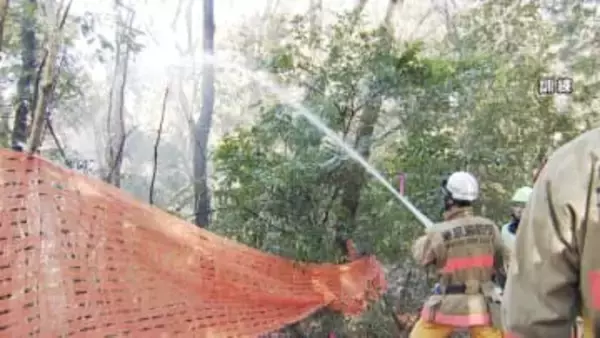 相次ぐ山林火災受け大規模訓練　400人態勢で消火手順確認
