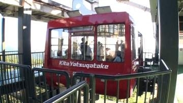 低い山の遭難に注意　道迷い防止に専用地図アプリ　モバイルバッテリーなど必携　“登らない登山”で子供や高齢者も軽装で山頂に