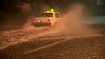 記録的豪雨で自宅が浸水被害「日本全国どこでも起きると我が身になって思う」　石川県で196人が孤立　富山では野球場が“巨大な池”に