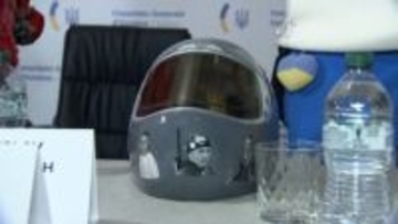 ロシア侵攻で死亡のアスリートあしらったヘルメットで失格のウクライナ代表選手「犠牲わすれない」オリンピックの舞台に立てず