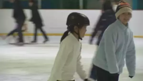 フィギュア・鍵山優真選手SP2位の好発進、幼少期過ごした富山市のスケートセンターも五輪効果でにぎわう