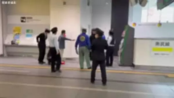 【速報】JR川崎駅改札で切りつけ…男性が手にけが　女がカッターナイフ振り回し傷害の疑いで現行犯逮捕　電車降りる際トラブルか