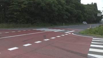 「赤ちゃんが前の助手席に飛んでいった」トラックと乗用車が出合い頭に衝突　0歳の赤ちゃん意識不明の重体　青森・三沢市