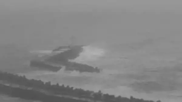 男性2人が海に転落し1人行方不明…立入禁止の堤防で釣りをしていたか「ベトナム人の友人2人が海に落ちた」と通報　千葉・銚子市