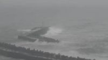 男性2人が海に転落し1人行方不明…立入禁止の堤防で釣りをしていたか「ベトナム人の友人2人が海に落ちた」と通報　千葉・銚子市