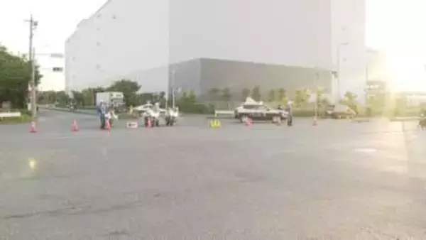 バイクの男性が大型車にひきずられ死亡か　大型車の運転手の身柄確保しひき逃げ事件として捜査　東京・大田区