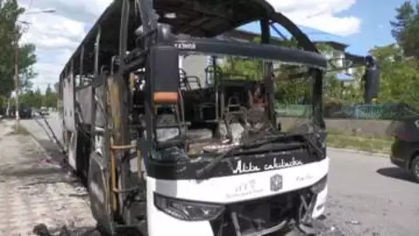 ドネツク州で路線バスにドローン攻撃　8人死亡　親ロシア派トップがウクライナを非難