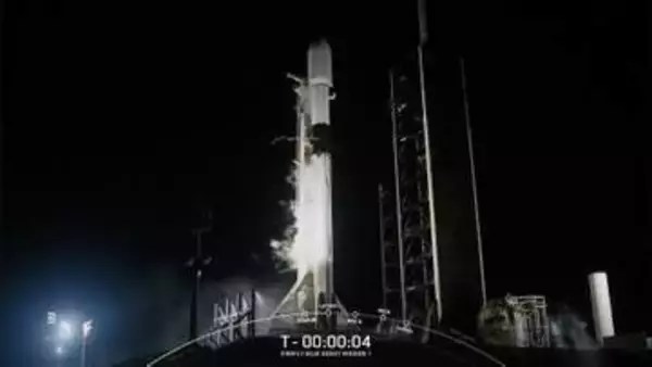 スペースXのロケット残骸、時速8690キロで月面に衝突か　深さ4ｍのクレーターできたか