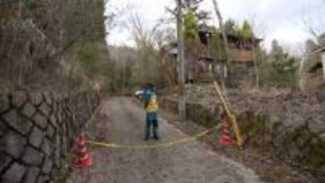 【中継】小6男児行方不明から15日　自宅周辺の山中を捜索　バッグ発見現場から15kmほど離れた別荘地周辺