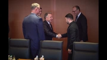 「多くの進展があった」アメリカ・ウィトコフ特使がゼレンスキー大統領と会談　ウクライナ和平協議　15日に再会談へ