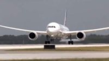 世界最大級の航空会社誕生か？　ユナイテッド航空CEOがアメリカン航空との合併を提案　独禁法巡る懸念も