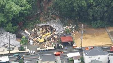 栃木・足利市の土砂崩れ、風化した地層が滑り落ちたか　新たに発生する可能性も
