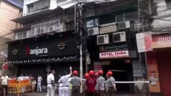 ホテル火災で子どもを含む9人が死亡　電気系統ショートやエアコンが爆発した可能性　防火対策に不備か　インド