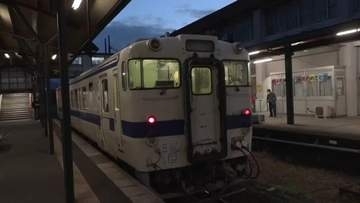 JR肥薩線、約11カ月ぶりに運行再開　「この日を待ち望んでいた」【鹿児島】