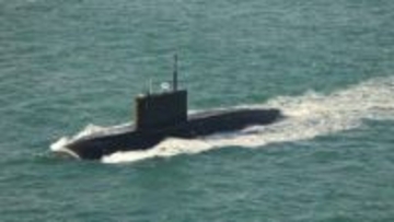 イギリス海域でロシアの潜水艦が不審な活動　海底インフラを調査か