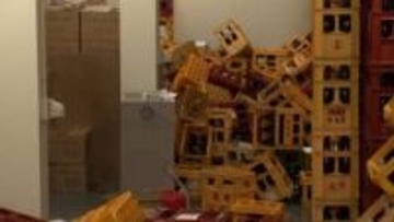 「地震の後もずっと揺れている感じ」長周期地震動“階級4”「立っていられない」大きな揺れ　落石や外壁剥がれる被害も　鳥取・島根で震度5強