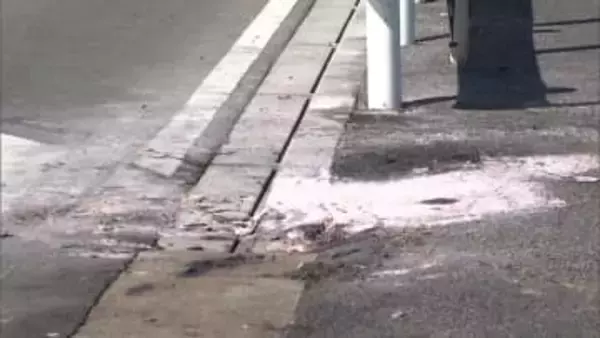 バイクと軽自動車が交差点で衝突し炎上　バイク運転手1人が死亡　さいたま市