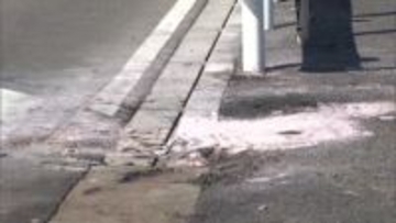 バイクと軽自動車が交差点で衝突し炎上　バイク運転手1人が死亡　さいたま市