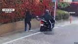 「バイクでひったくり未遂の疑いで46歳男を逮捕　被害女性は8m引きずられる　「遭わないため」「遭ってしまったら」を専門家が指摘」の画像1